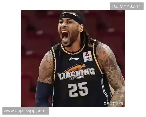 里德半场状态火热11投8中狂砍19分5篮板展现超强实力 里德半场状态火热11投8中狂砍19分5篮板展现超强实力