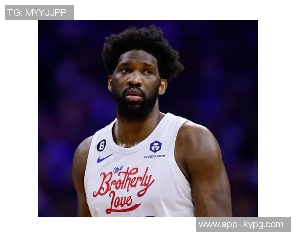 恩比德训练中右膝酸痛将进行影像检查以确认伤情