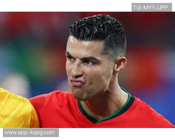 C罗ins粉丝数突破67亿成为全球第二大账号仅次于官方账号