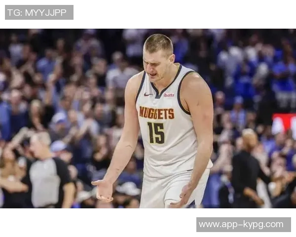 约基奇谈新赛季新队员加入期待球队崭新开局与突破表现 约基奇谈新赛季新队员加入期待球队崭新开局与突破表现